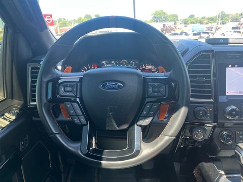 Used 2018 Ford F150 Raptor w/ Equipment Group 802A Luxury AWD/4WD image 23