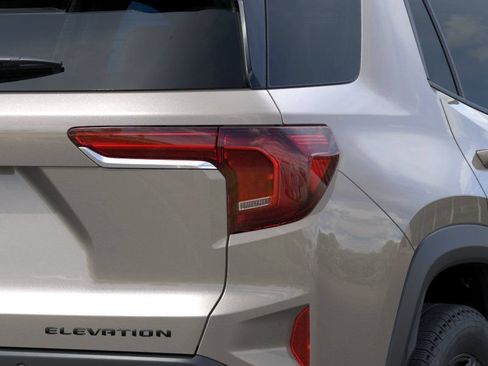 New 2027 GMC Terrain Elevation w/ Elevation Premium Package AWD/4WD image 11