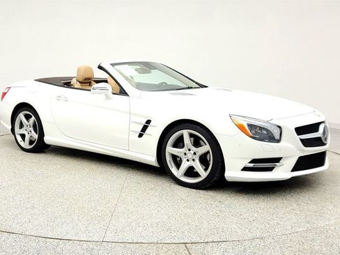 Used 2016 Mercedes-Benz SL 400 w/ Premium I Package image 3