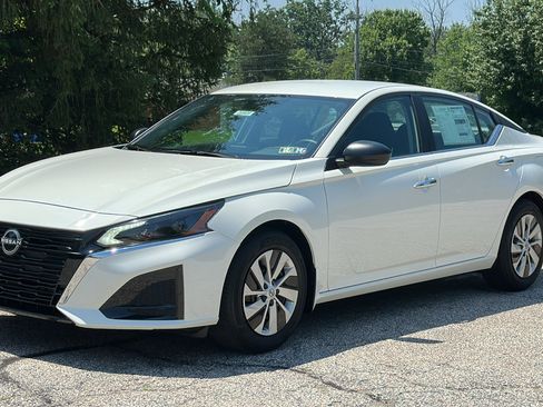 New 2025 Nissan Altima 2.5 S image 2