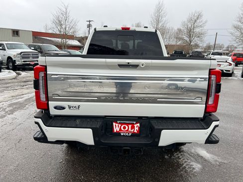 Used 2024 Ford F250 Platinum w/ Tremor Off-Road Package image 4
