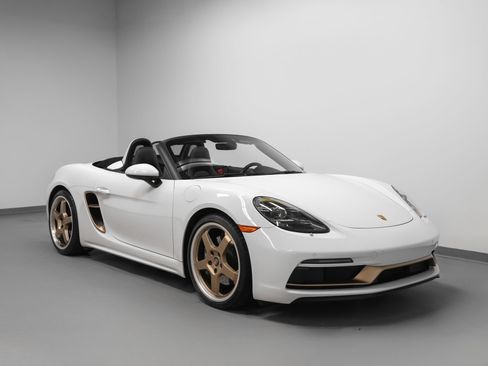 Certified 2022 Porsche 718 Boxster RWD image 12