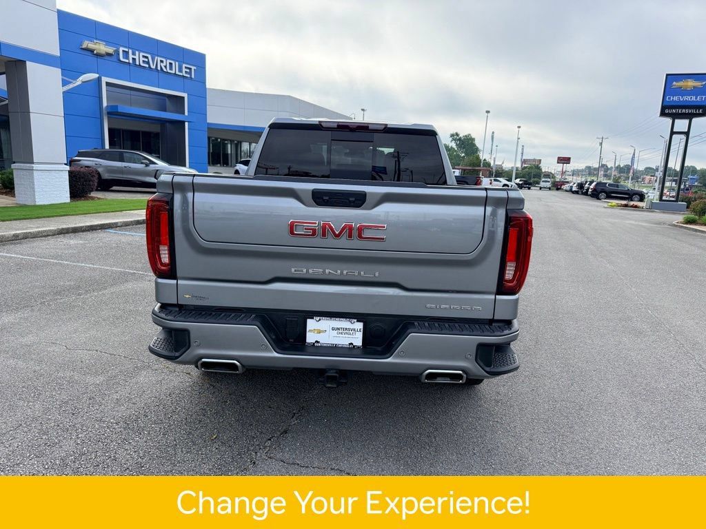 Used 2025 GMC Sierra 1500 Denali AWD/4WD image 5