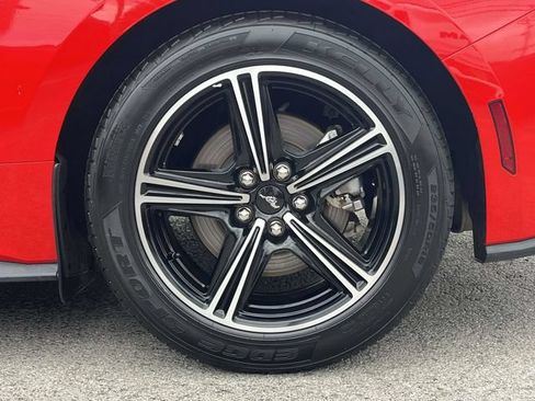 Used 2024 Ford Mustang Coupe RWD image 11
