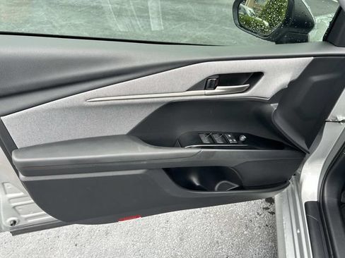 Used 2025 Toyota Camry LE FWD image 21