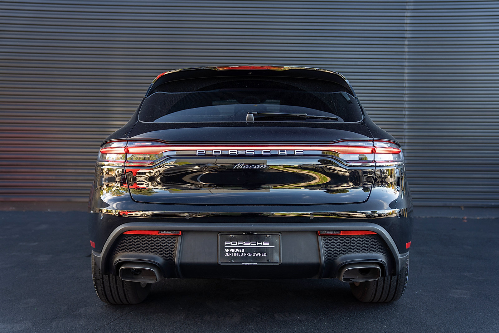 Certified 2026 Porsche Macan AWD/4WD image 29