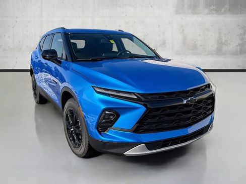 New 2026 Chevrolet Blazer LT w/ Convenience Package image 3