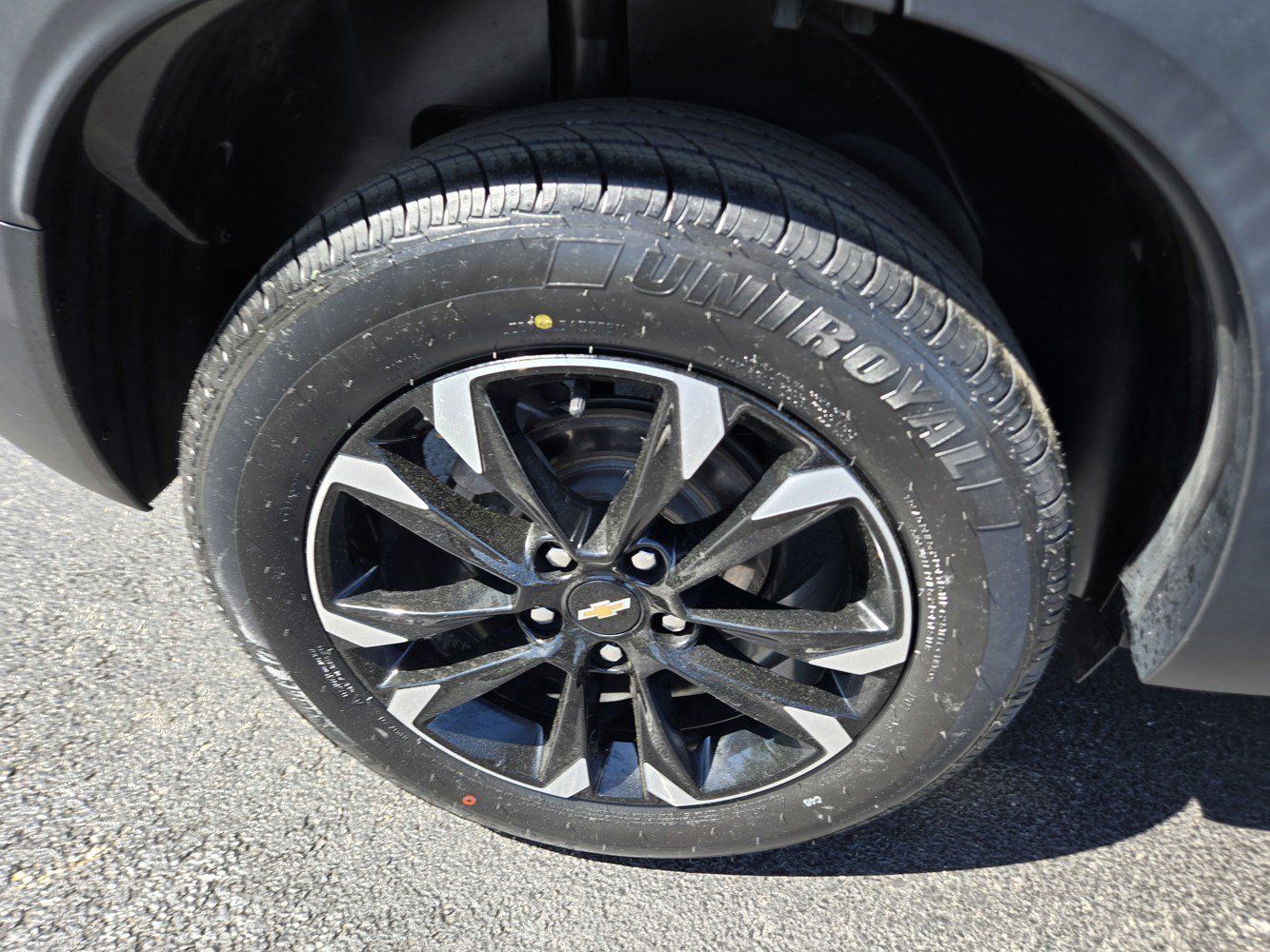 Certified 2023 Chevrolet TrailBlazer LT w/ Convenience Package AWD/4WD image 40