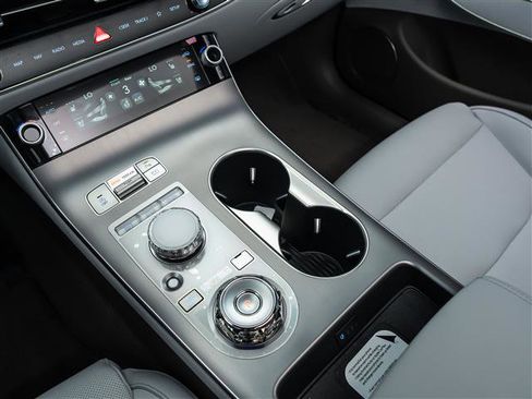 New 2026 Genesis GV70 2.5T Advanced AWD/4WD image 24
