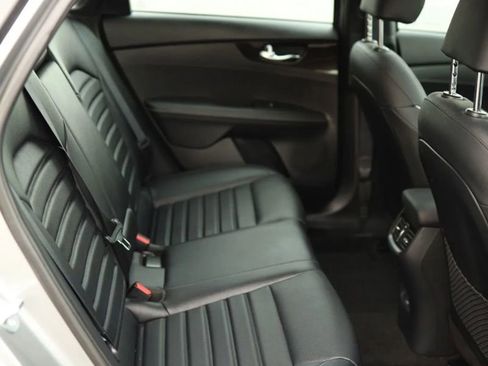 Used 2024 Kia Forte GT-Line w/ GT-Line Premium Package image 42