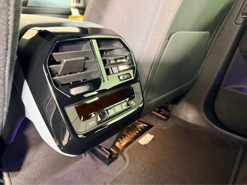 Certified 2025 BMW iX xDrive50 w/ Convenience Package image 17