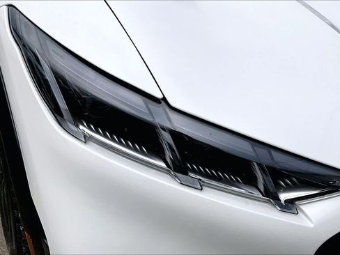 Used 2025 Ford Mustang Mach-E Premium w/ Sport Appearance Package image 26