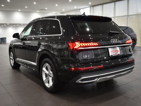 Used 2022 Audi Q7 3.0T Premium w/ Convenience Package image 9