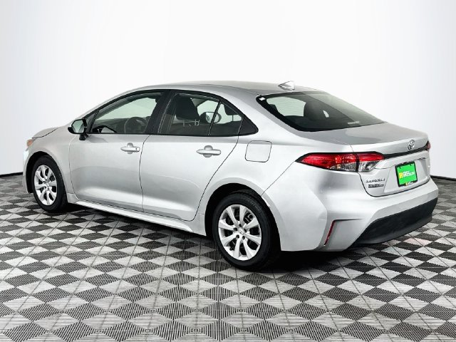 Used 2024 Toyota Corolla LE FWD image 6