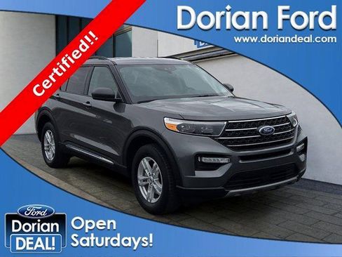 Certified 2023 Ford Explorer XLT w/ Equipment Group 202A AWD/4WD image 1