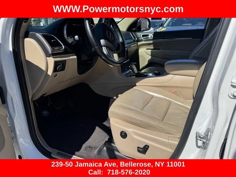 Used 2019 Jeep Grand Cherokee Limited AWD/4WD image 21