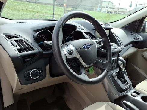 Used 2015 Ford Escape SE w/ Equipment Group 201A image 14