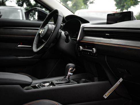 Used 2025 MAZDA CX-50 AWD 2.5 Turbo w/ Accent Package image 11