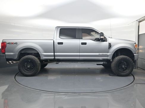 Used 2020 Ford F250 XL w/ STX Appearance Package image 4