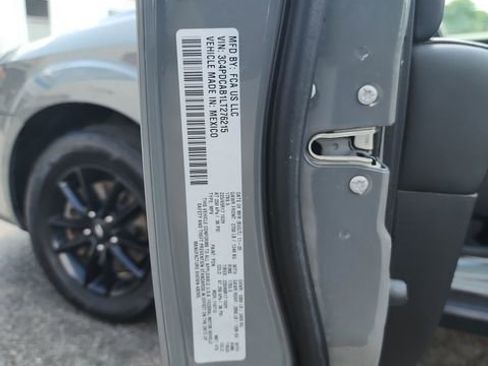 Used 2020 Dodge Journey SE w/ Blacktop Package FWD image 46