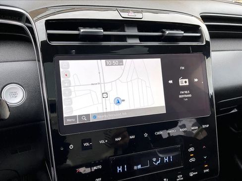 Used 2024 Hyundai Tucson Limited image 19