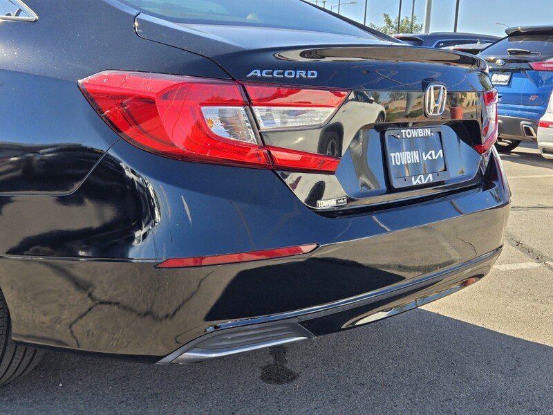 Used 2019 Honda Accord LX image 6
