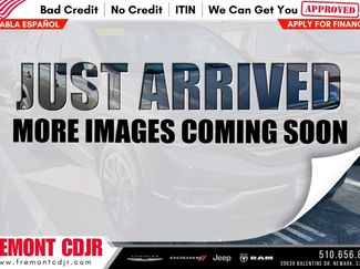 Used 2017 GMC Acadia SLT AWD/4WD video 1
