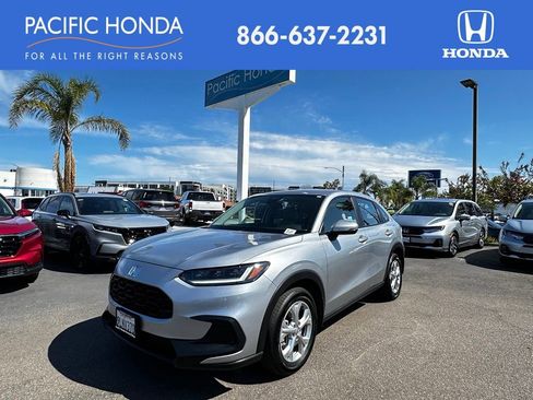 Used 2024 Honda HR-V LX image 1