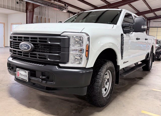 Used 2025 Ford F250 XL w/ XL Off-Road Package AWD/4WD image 8