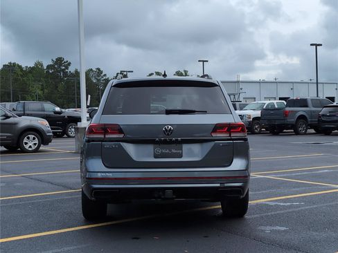 Used 2023 Volkswagen Atlas SEL R-Line AWD/4WD image 4