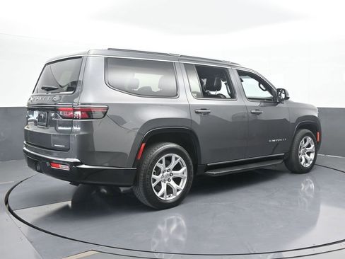 Used 2022 Jeep Wagoneer Series II image 6