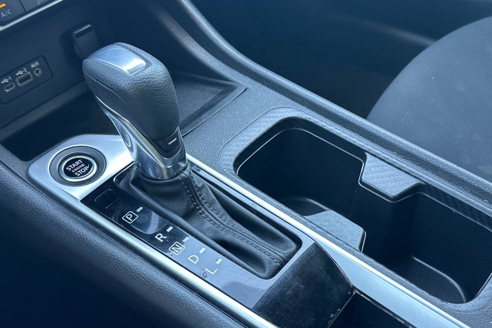 Certified 2023 Nissan Sentra SV FWD image 19