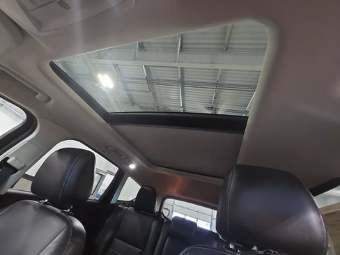 Used 2015 Ford Escape Titanium w/ Equipment Group 301A AWD/4WD image 27