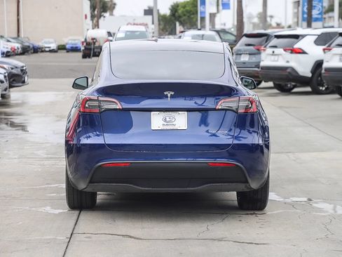 Used 2023 Tesla Model Y Long Range AWD/4WD image 6
