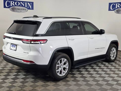 Used 2023 Jeep Grand Cherokee Limited image 5