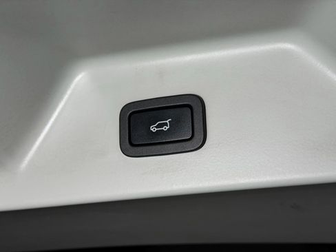 Used 2017 Land Rover Range Rover AWD/4WD image 14