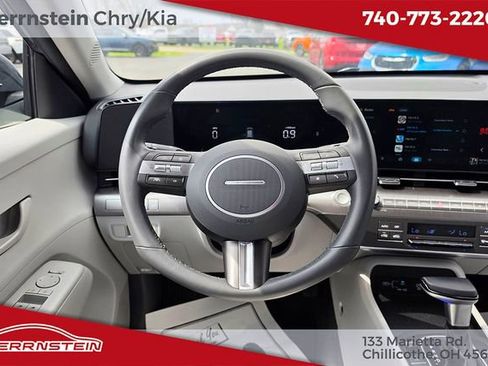 Used 2024 Hyundai Kona SEL image 7