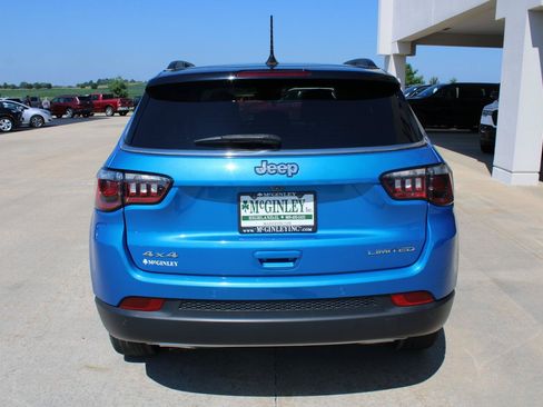 Certified 2023 Jeep Compass Limited w/ Sun and Sound Group AWD/4WD image 8
