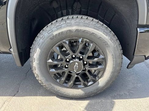 New 2026 Chevrolet Silverado 2500 Custom w/ Custom Value Package AWD/4WD image 9