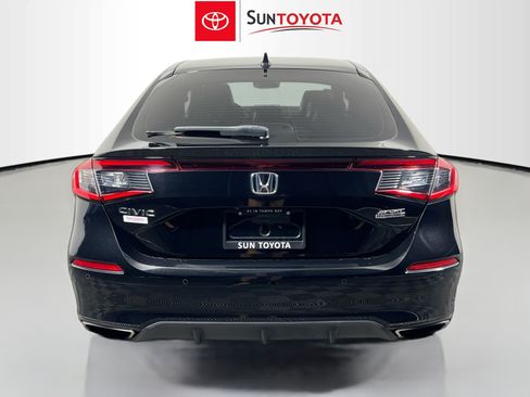Used 2022 Honda Civic Sport Touring image 5