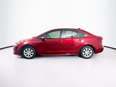 Used 2023 Toyota Corolla LE FWD image 4