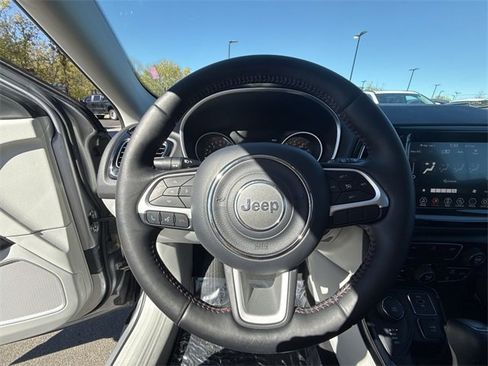 Used 2019 Jeep Compass Limited image 14