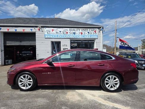 Used 2016 Chevrolet Malibu LT FWD image 2