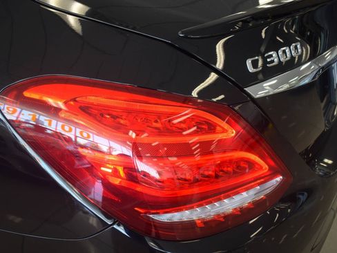 Used 2015 Mercedes-Benz C 300 C 300 4dr Sedan image 3