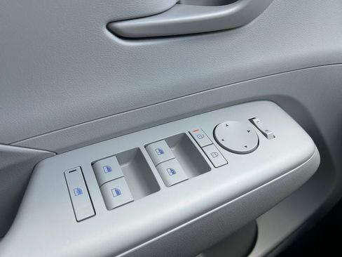 New 2025 Hyundai Kona SEL image 12