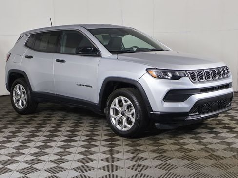 Used 2025 Jeep Compass Sport AWD/4WD image 46