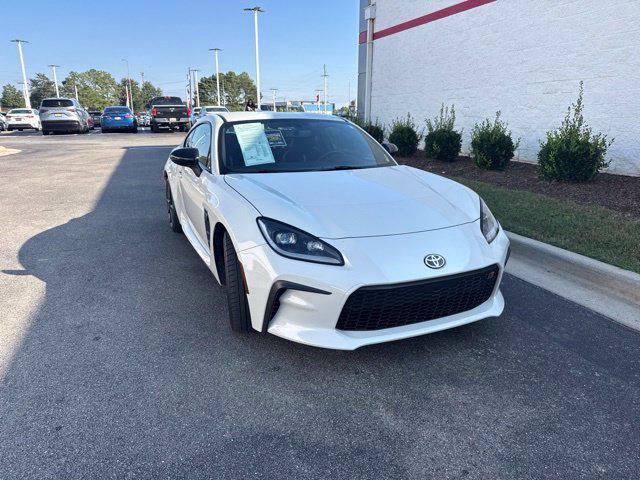 Certified 2024 Toyota GR86 Premium RWD image 1