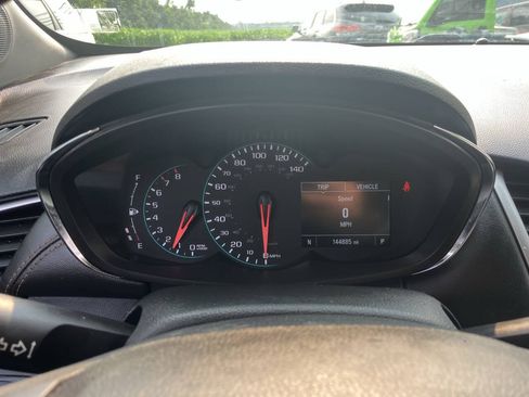 Used 2021 Chevrolet Trax LS w/ Tint and Cruise Package AWD/4WD image 24