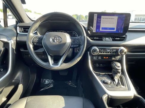 Used 2023 Toyota RAV4 XSE AWD/4WD image 20