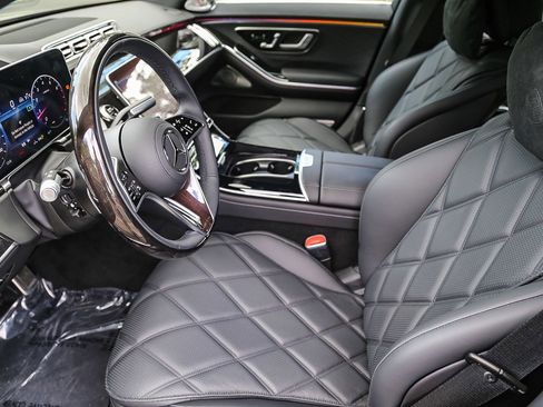 New 2026 Mercedes-Benz Maybach S 580 4MATIC image 17